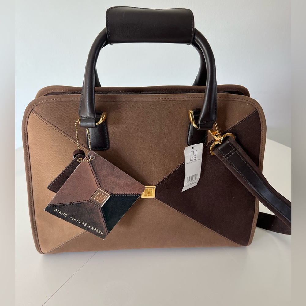 Diane Von Furstenberg NWT Dead Stock Brown Suede 17” Professional Case‎